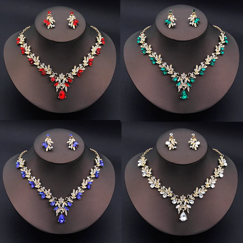 Conjunto colar e brincos elegantes - pingentes e pedras