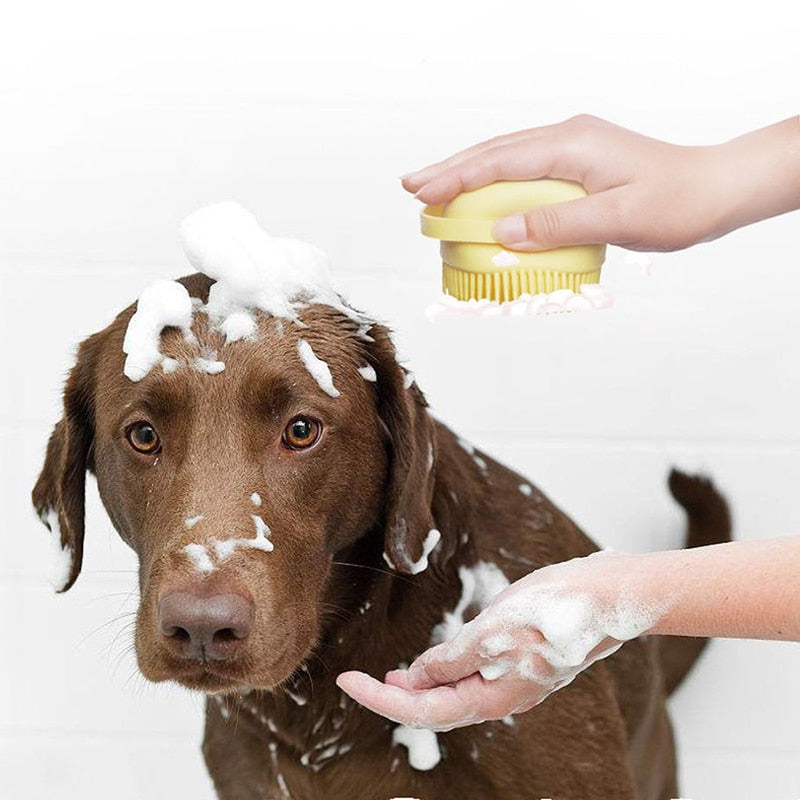 Escova massageadora para cães e gatos - preenche com shampoo e sabão